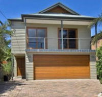 A Beach House Near Manly Two - Brisbane Tourism