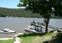 Carinya Ski Ranch - Tourism Brisbane 0