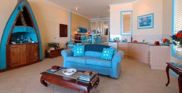 Al Mare Beachfront Retreat - Tourism Brisbane 1