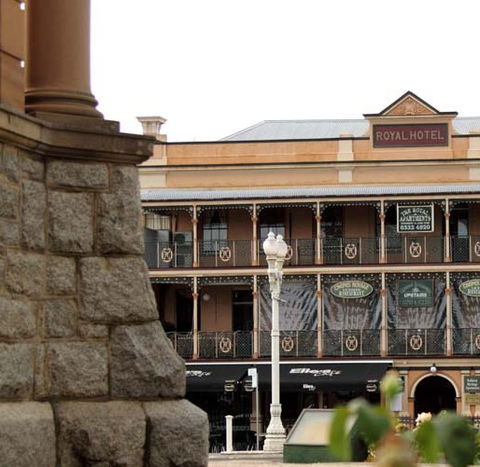 Bathurst Heritage Apartments And Cottages - Brisbane 4u 5