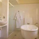 Amazing Country Escapes - Five Frogs - Brisbane Tourism 4