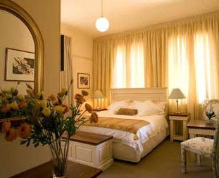 Amazing Country Escapes - Five Frogs - Brisbane Tourism 5