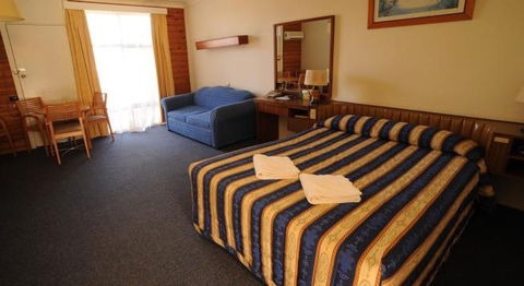 Amber Court Coonabarabran - Brisbane 4u 3