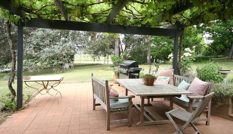 A Church And Homestead In Mudgee - Tourism Brisbane 4