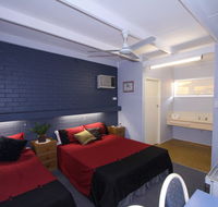 Moore Park Beach Motel