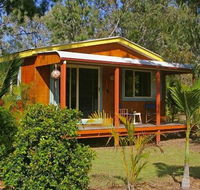 Moore Park Beach Huts - Tourism Brisbane