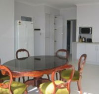 Olas Holiday House - Tourism Brisbane