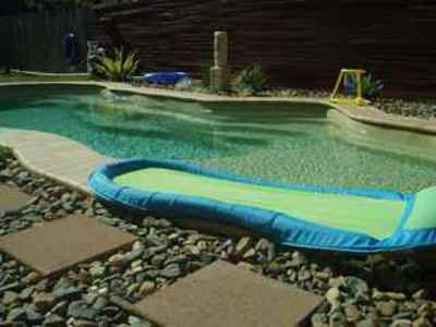 Gladstone Backpackers - Tourism Brisbane 2