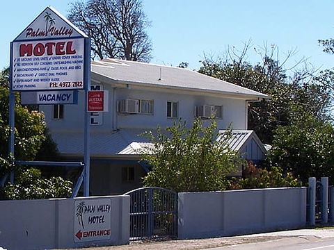 Palm Valley Motel And Self Contained Holiday Units - Tourism Brisbane 0