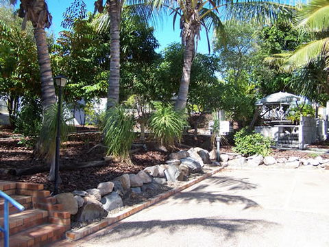 Palm Valley Motel And Self Contained Holiday Units - Tourism Brisbane 3