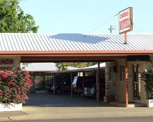 Longreach Motel - Tourism Brisbane 1
