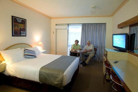 Longreach Motor Inn - Tourism Brisbane 0