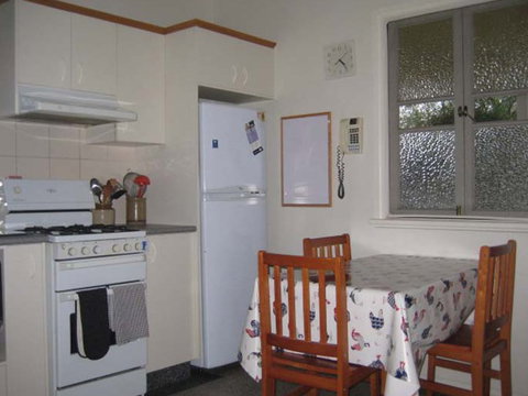 Hope Cottage Country Retreat At Assmanshausen Winery - Tourism Brisbane 1