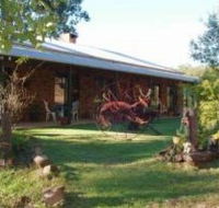 Twilight Grove Farm Bed and Breakfast  - Brisbane Tourism