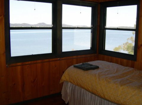 Lamb Island Holiday Cottage - Tourism Brisbane 1