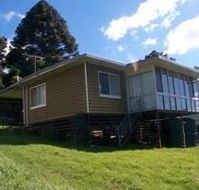 Mountain Escape - Holiday Home - Tourism Brisbane