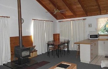 Lochanbar - Holiday Home - Tourism Brisbane 1