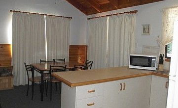 Lochanbar - Holiday Home - Tourism Brisbane 4