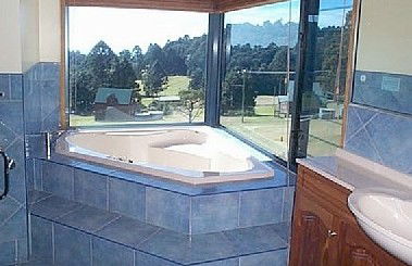 Mountain Romance - Holiday Home - Tourism Brisbane 4