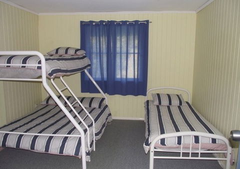Pademelon Lodge - Holiday Home - Tourism Brisbane 3