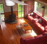 Currawong - Holiday Home - Tourism Brisbane