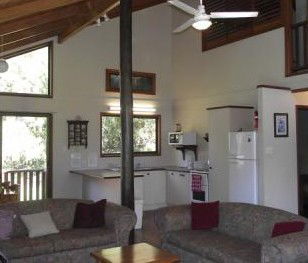 Lilypilly Lodge - Holiday Home - Tourism Brisbane 4