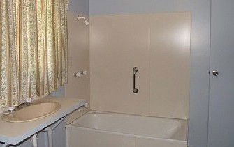 Mountain Manor - Holiday Home - Tourism Brisbane 1