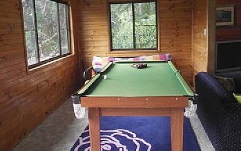 Mountain Manor - Holiday Home - Tourism Brisbane 4