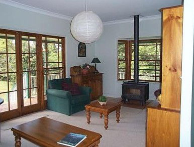 Wren-Cottage - Holiday Home - Tourism Brisbane 3