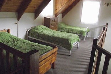 Chalet Jemas - Holiday Home - Tourism Brisbane 3