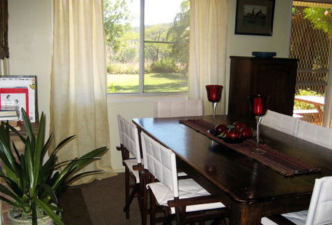 Flag Springs Bush Retreat - Tourism Brisbane 1