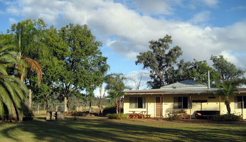 Flag Springs Bush Retreat - Tourism Brisbane 5