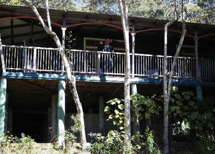 Cloudlake Mountain Retreat - Brisbane 4u 4