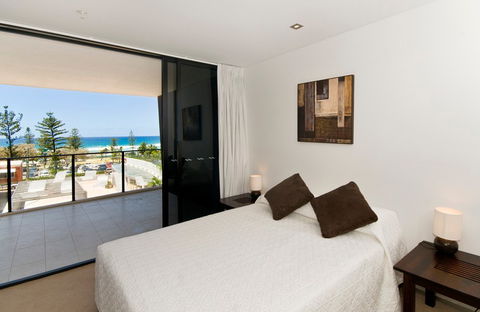 Ambience On Burleigh Beach - Brisbane 4u 3