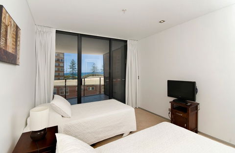 Ambience On Burleigh Beach - Brisbane 4u 4