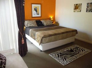 Mermaid Beachside Bed And Breakfast - Tourism Brisbane 4