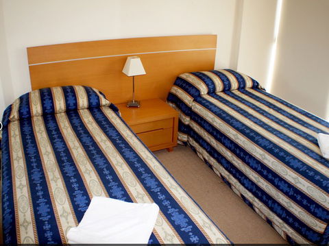Anacapri Apartments - Brisbane 4u 1