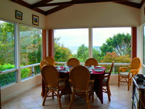 Albany View Street Lodge Bed And Breakfast And Art Studio - Brisbane 4u 0