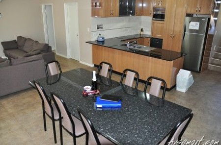 Seakist Villas - Brisbane 4u 3