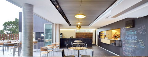Atura Dandenong - Brisbane 4u 4