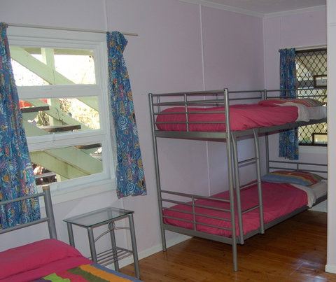 Trekkers Backpackers - Tourism Brisbane 1