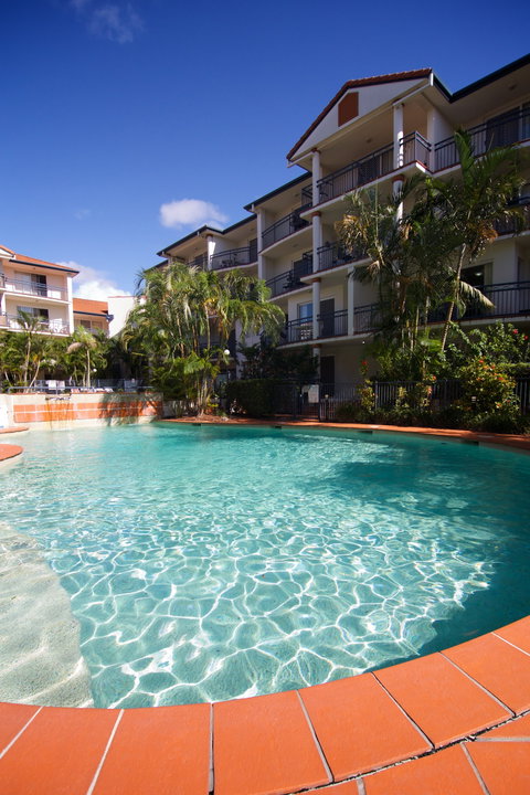 Blue Water Bay Luxury Villas - Tourism Brisbane 4