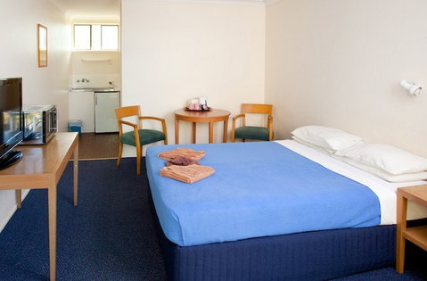 Motel Sundale - Tourism Brisbane 0