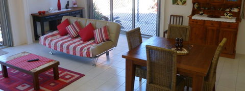 Awoonga Shed Retreat - Brisbane 4u 1