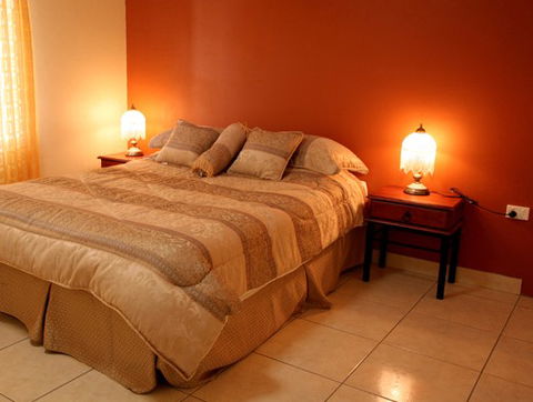 Atherton Holiday Park - Brisbane 4u 1