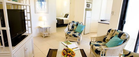 Freestyle Resort Port Douglas - Tourism Brisbane 0