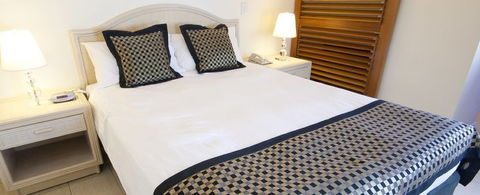Freestyle Resort Port Douglas - Tourism Brisbane 1
