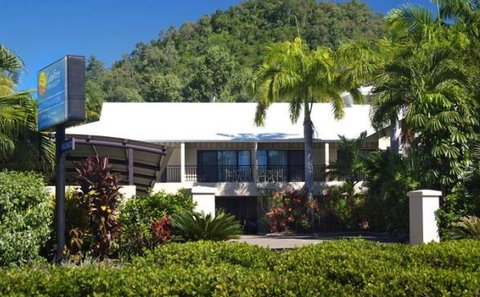 Comfort Suites Trinity Beach Club - Tourism Brisbane 3