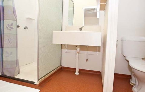 Carrington Hotel - Tourism Brisbane 0