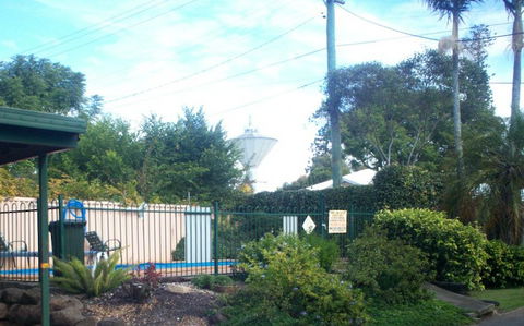 A Raceview Motor Inn - Tourism Brisbane 5